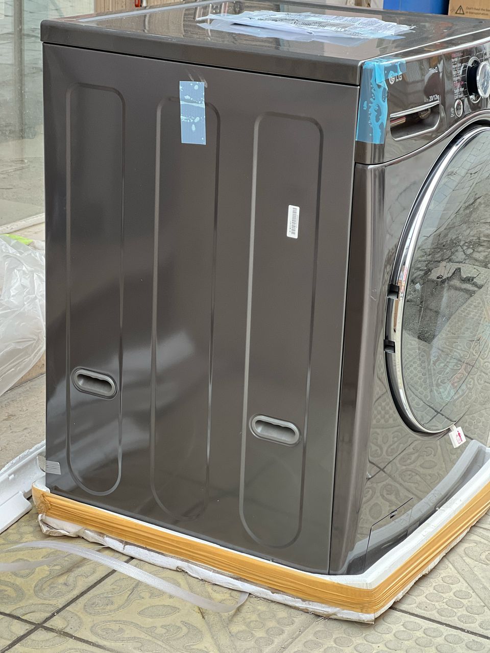 قیمت لباسشویی ال جی 20/12 خشک کن V21 بخارشور دار قیمت لباسشویی ال جی 20/12 خشک کن V21 بخارشور دار