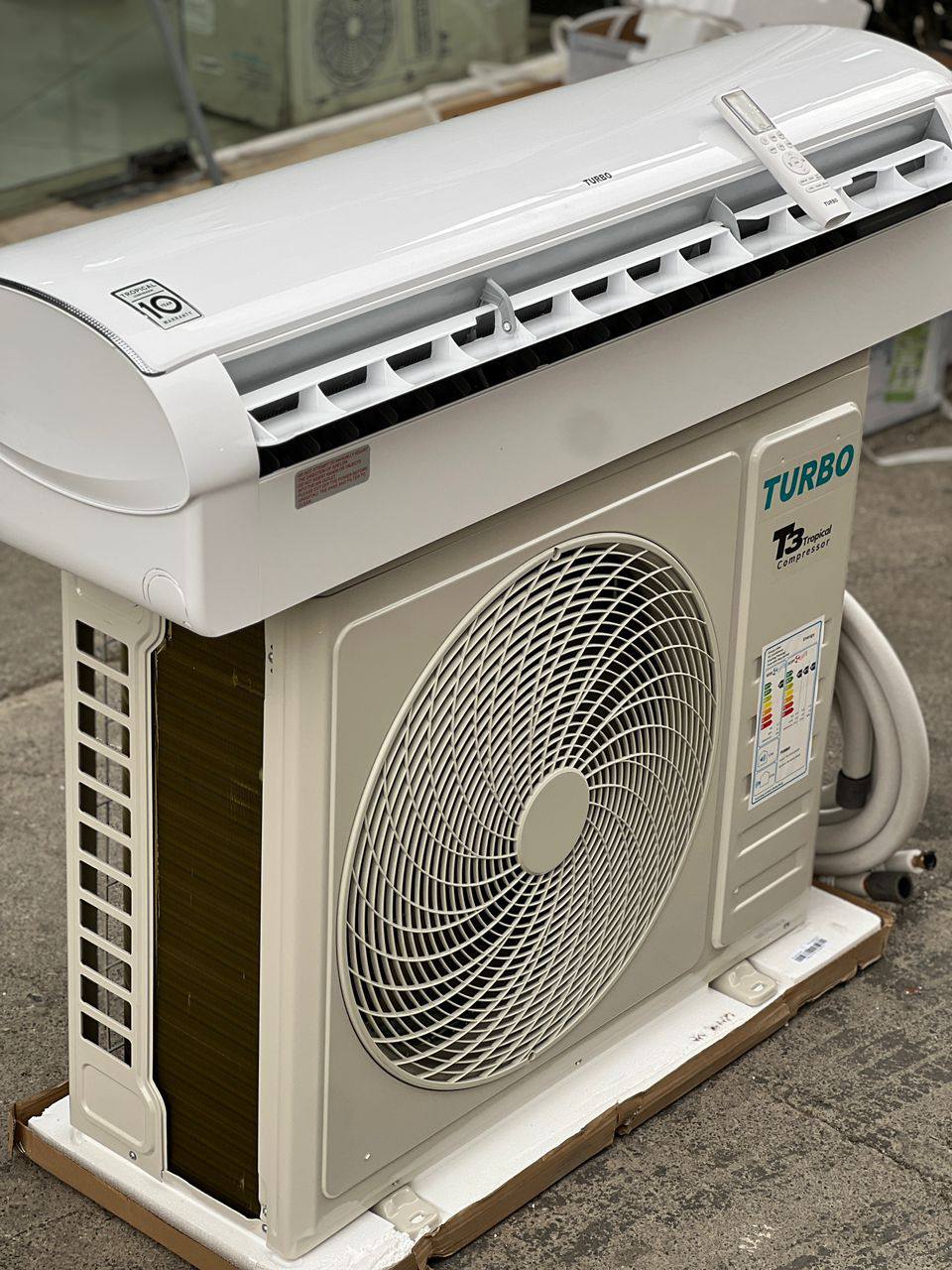 کولر گازی 30000 توربو T3 اصل ژاپن سرد و گرم مدل TB-30GWN کولر گازی 30000 توربو T3 اصل ژاپن سرد و گرم مدل TB-30GWN