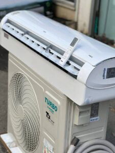 کولر گازی توربو 30000 اینورتر T3 ژاپن سرد وگرم R410 مدل DC-30TBINV