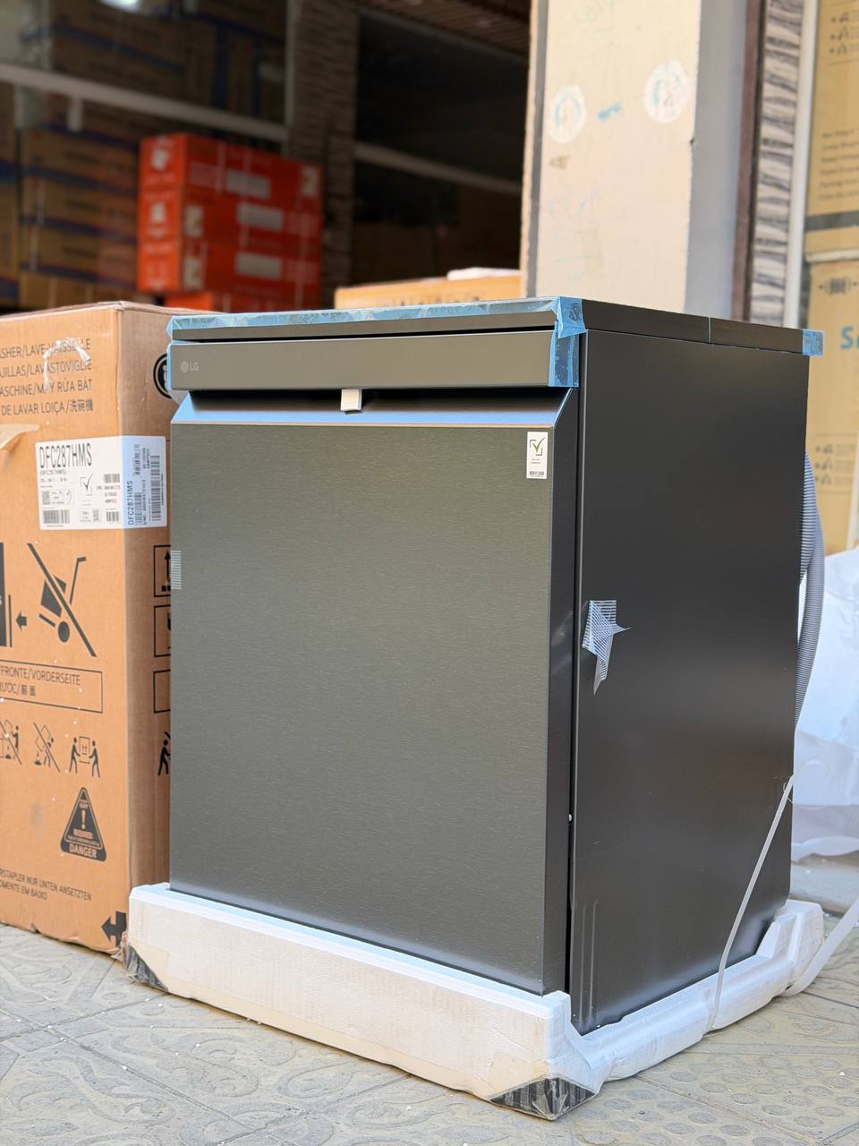 ماشین ظرفشویی ال جی 287 دودی 14 نفره مدل DFC287HMS ماشین ظرفشویی ال جی 287 دودی 14 نفره مدل DFC287HMS